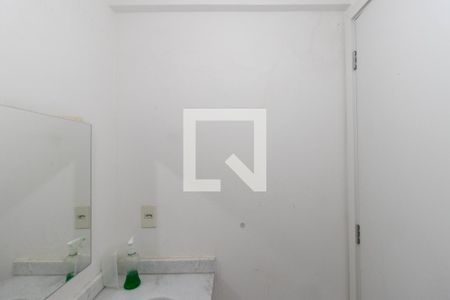 Banheiro de apartamento à venda com 2 quartos, 52m² em Jaçanã, São Paulo