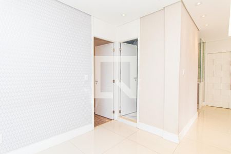 Apartamento à venda com 81m², 2 quartos e sem vagaSala