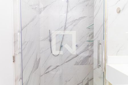 Apartamento à venda com 81m², 2 quartos e sem vagaBanheiro Social