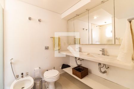 Apartamento para alugar com 262m², 2 quartos e 2 vagasBanheiro da Suíte 1