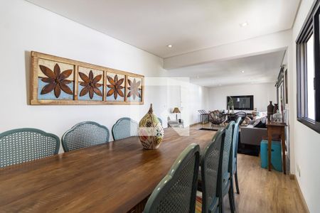 Apartamento para alugar com 262m², 2 quartos e 2 vagasSala