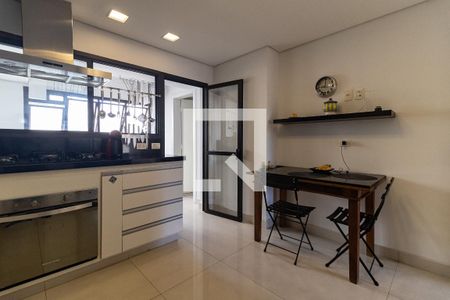 Apartamento para alugar com 262m², 2 quartos e 2 vagasCozinha