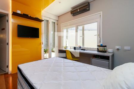 Casa à venda com 593m², 4 quartos e 4 vagas Casa à venda com 593m², 4 quartos e 4 vagasSuíte 2