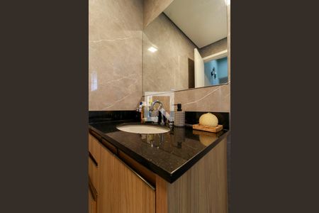 Casa à venda com 593m², 4 quartos e 4 vagas Casa à venda com 593m², 4 quartos e 4 vagasBanheiro 3