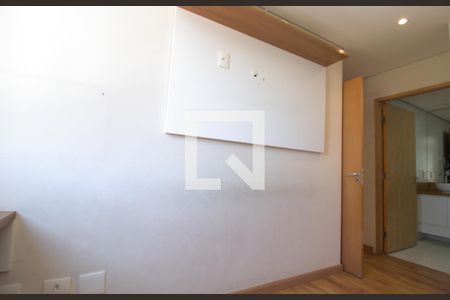 Apartamento para alugar com 57m², 2 quartos e 1 vagaSuíte