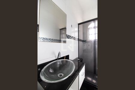 Banheiro da Suíte de casa à venda com 2 quartos, 170m² em Vila America, São Paulo