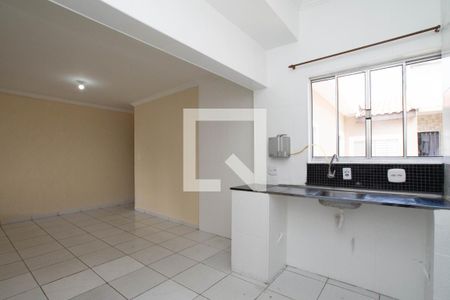 Cozinha de apartamento para alugar com 2 quartos, 100m² em Vila Galvão, Guarulhos