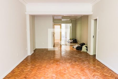 Apartamento à venda com 180m², 3 quartos e 1 vaga Apartamento à venda com 180m², 3 quartos e 1 vagaSala