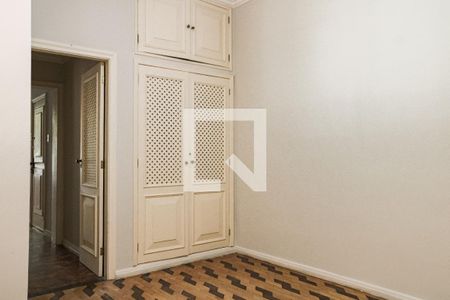 Apartamento à venda com 180m², 3 quartos e 1 vaga Apartamento à venda com 180m², 3 quartos e 1 vagaCopa