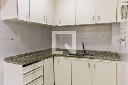 Apartamento à venda com 180m², 3 quartos e 1 vaga Apartamento à venda com 180m², 3 quartos e 1 vagaCozinha
