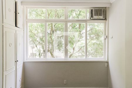 Apartamento à venda com 180m², 3 quartos e 1 vaga Apartamento à venda com 180m², 3 quartos e 1 vagaQuarto 2