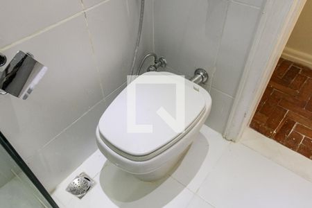 Apartamento à venda com 180m², 3 quartos e 1 vaga Apartamento à venda com 180m², 3 quartos e 1 vagaBanheiro Social