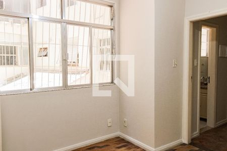 Apartamento à venda com 180m², 3 quartos e 1 vaga Apartamento à venda com 180m², 3 quartos e 1 vagaCopa