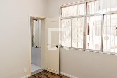 Apartamento à venda com 180m², 3 quartos e 1 vaga Apartamento à venda com 180m², 3 quartos e 1 vagaCopa