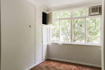 Apartamento à venda com 180m², 3 quartos e 1 vaga Apartamento à venda com 180m², 3 quartos e 1 vagaQuarto 2