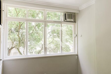 Apartamento à venda com 180m², 3 quartos e 1 vaga Apartamento à venda com 180m², 3 quartos e 1 vagaQuarto 2