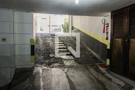 Apartamento à venda com 180m², 3 quartos e 1 vaga Apartamento à venda com 180m², 3 quartos e 1 vagaGaragem