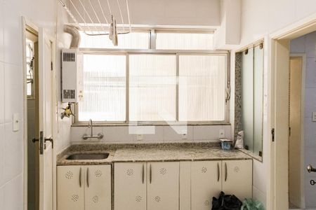 Apartamento à venda com 180m², 3 quartos e 1 vaga Apartamento à venda com 180m², 3 quartos e 1 vagaÁrea de Serviço