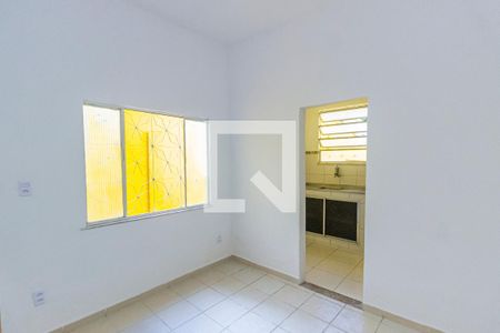 Casa para alugar com 90m², 2 quartos e 1 vagaSala