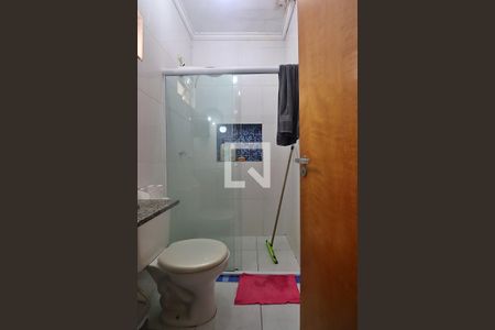 Suíte 1 - Banheiro  de casa de condomínio à venda com 2 quartos, 82m² em Vila Principe de Gales, Santo André