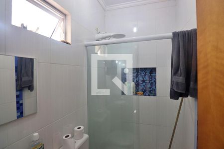 Suíte 1 - Banheiro  de casa de condomínio à venda com 2 quartos, 82m² em Vila Principe de Gales, Santo André