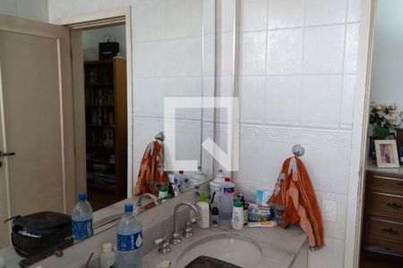 Apartamento à venda com 350m², 3 quartos e 3 vagasBanheiro Social