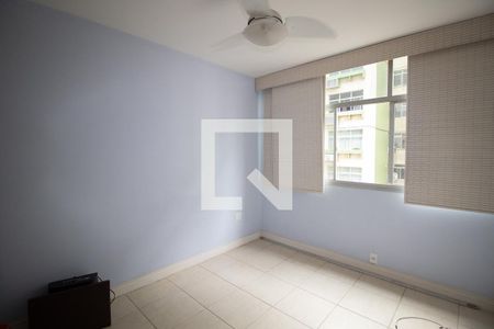 Quarto 1 de apartamento à venda com 4 quartos, 109m² em Copacabana, Rio de Janeiro