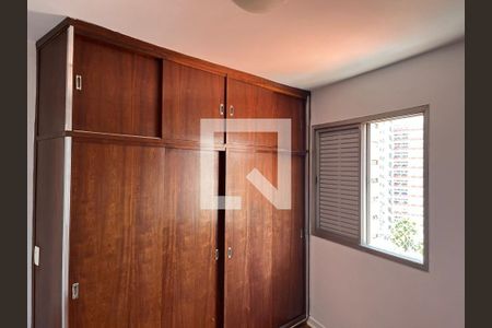 Apartamento para alugar com 128m², 4 quartos e 1 vagaQuarto 02