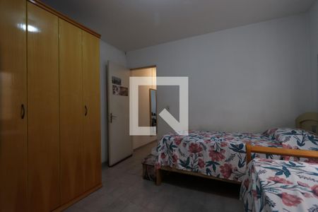 Quarto 1 de casa para alugar com 2 quartos, 170m² em Vila Cunha Bueno, São Paulo