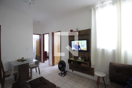 Sala de apartamento à venda com 2 quartos, 44m² em Jaqueline, Belo Horizonte