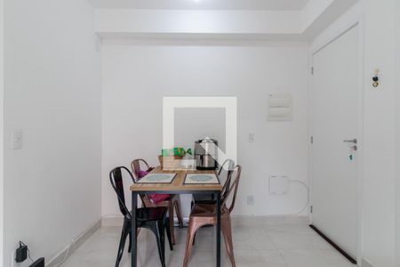 Sala de apartamento à venda com 2 quartos, 56m² em Parque Assuncao, Taboão da Serra