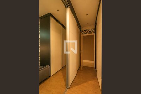 Apartamento à venda com 158m², 3 quartos e 3 vagas Apartamento à venda com 158m², 3 quartos e 3 vagasSuíte 2