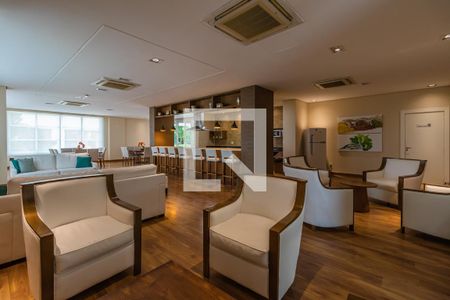 Apartamento à venda com 158m², 3 quartos e 3 vagas Apartamento à venda com 158m², 3 quartos e 3 vagasÁrea Comum