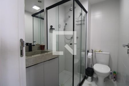 Banheiro de apartamento para alugar com 1 quarto, 27m² em Socorro, São Paulo