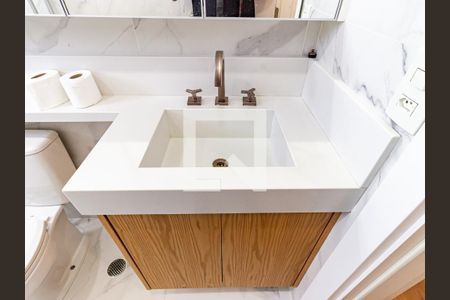 Apartamento para alugar com 94m², 3 quartos e 2 vagas Apartamento para alugar com 94m², 3 quartos e 2 vagasBanheiro da Suíte 1