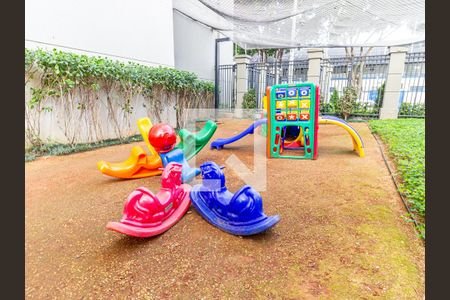 Apartamento para alugar com 94m², 3 quartos e 2 vagas Apartamento para alugar com 94m², 3 quartos e 2 vagasÁrea comum - Playground