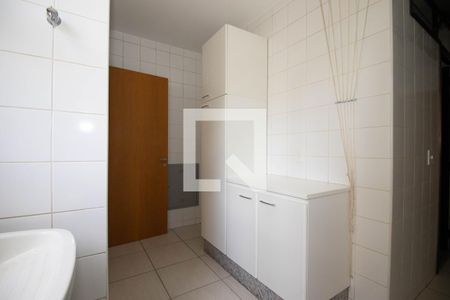 Apartamento para alugar com 165m², 4 quartos e 2 vagas Apartamento para alugar com 165m², 4 quartos e 2 vagasÁrea de Serviço