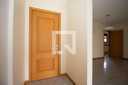 Apartamento para alugar com 165m², 4 quartos e 2 vagas Apartamento para alugar com 165m², 4 quartos e 2 vagasHall