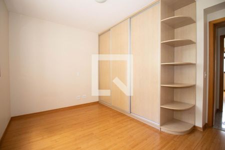 Apartamento para alugar com 165m², 4 quartos e 2 vagas Apartamento para alugar com 165m², 4 quartos e 2 vagasQuarto 3
