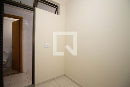 Apartamento para alugar com 165m², 4 quartos e 2 vagas Apartamento para alugar com 165m², 4 quartos e 2 vagasQuarto de Serviço