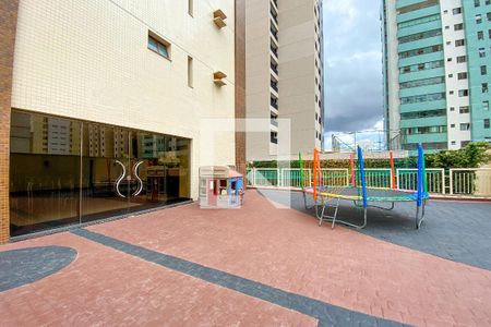 Apartamento para alugar com 165m², 4 quartos e 2 vagas Apartamento para alugar com 165m², 4 quartos e 2 vagasÁrea comum - Playground