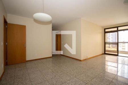 Apartamento para alugar com 165m², 4 quartos e 2 vagas Apartamento para alugar com 165m², 4 quartos e 2 vagasSala