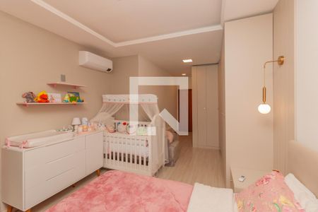 Casa à venda com 208m², 3 quartos e 3 vagasSuíte 2