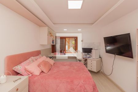 Casa à venda com 208m², 3 quartos e 3 vagasSuíte 1