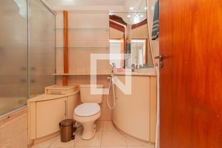 Casa à venda com 208m², 3 quartos e 3 vagasBanheiro da Suíte 2