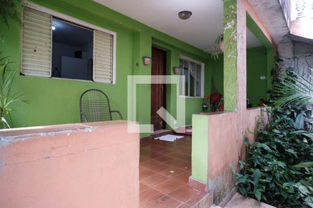 Casa à venda com 190m², 3 quartos e 2 vagas Casa à venda com 190m², 3 quartos e 2 vagasÁrea Externa