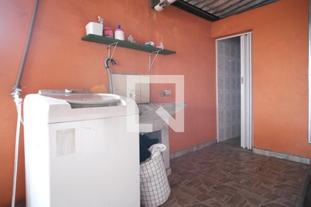 Casa à venda com 190m², 3 quartos e 2 vagas Casa à venda com 190m², 3 quartos e 2 vagasÁrea de Serviço