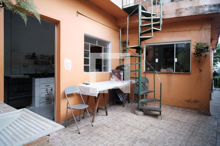 Casa à venda com 190m², 3 quartos e 2 vagas Casa à venda com 190m², 3 quartos e 2 vagasÁrea Externa