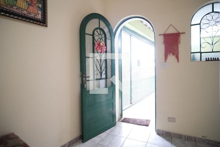 Casa à venda com 190m², 3 quartos e 2 vagas Casa à venda com 190m², 3 quartos e 2 vagasÁrea comum