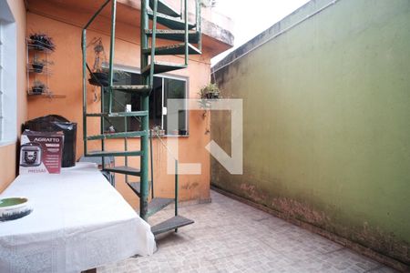 Casa à venda com 190m², 3 quartos e 2 vagas Casa à venda com 190m², 3 quartos e 2 vagasÁrea Externa